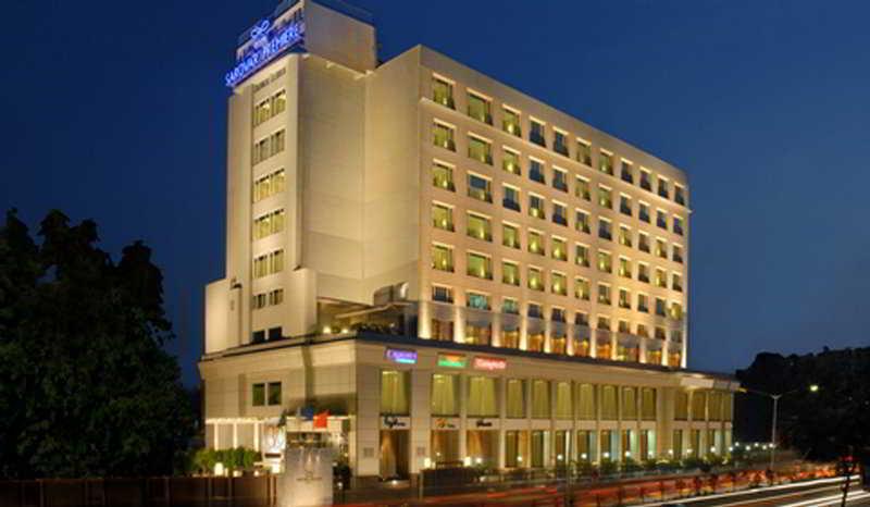 Radisson Mumbai Goregaon Zewnętrze zdjęcie