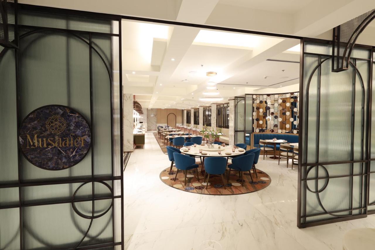 Radisson Mumbai Goregaon Zewnętrze zdjęcie