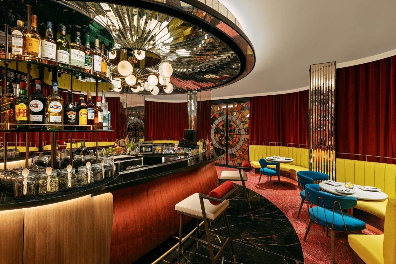 Radisson Mumbai Goregaon Zewnętrze zdjęcie