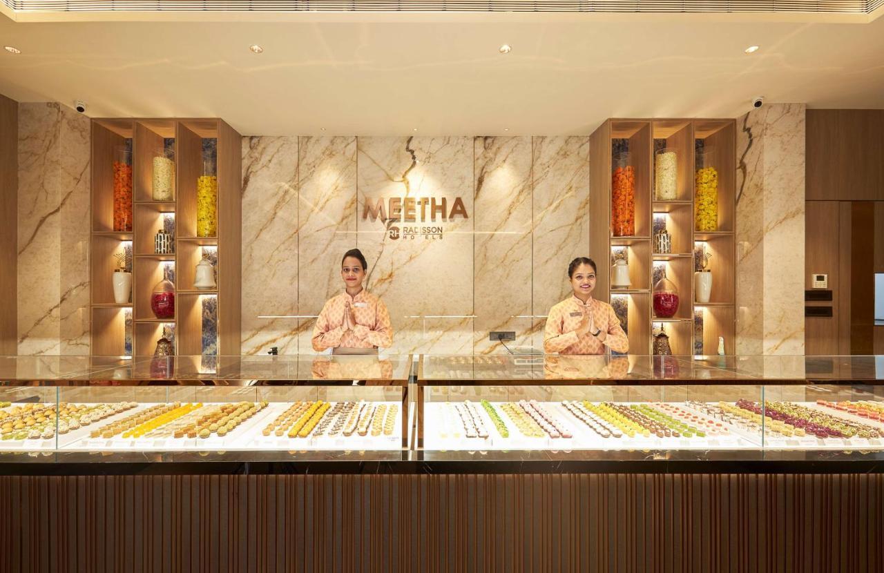 Radisson Mumbai Goregaon Zewnętrze zdjęcie